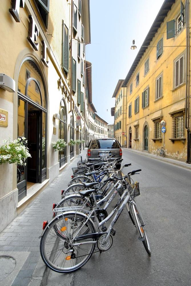 Hotel Bologna Pisa Exterior photo